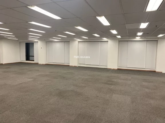 Imagem Conjunto comercial com 438m² próximo a Av. Paulista.