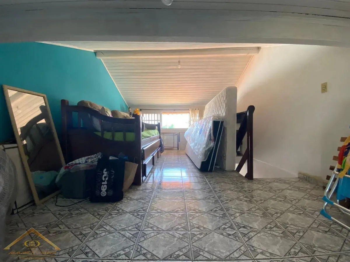 Imagem Casa em Condomínio para Venda em Cabo Frio / RJ no bairro Palmeiras