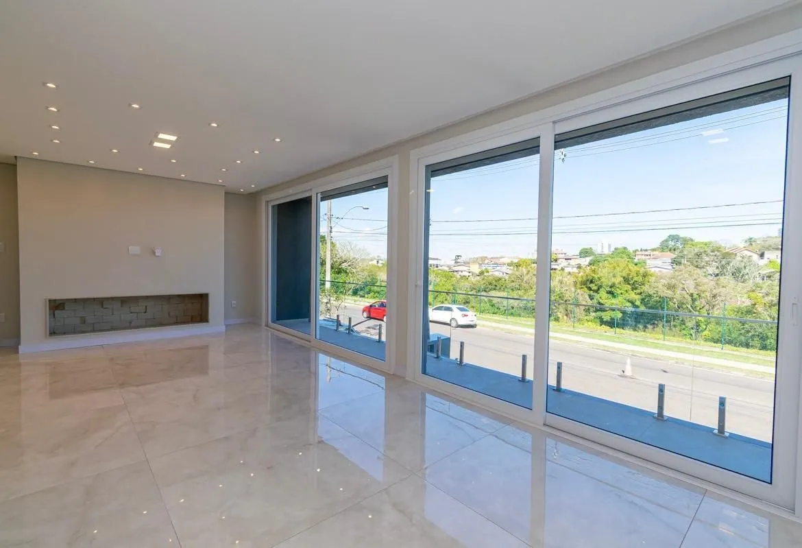 Imagem Casa de Condomínio com 3 suítes para comprar no Centro de Gravataí