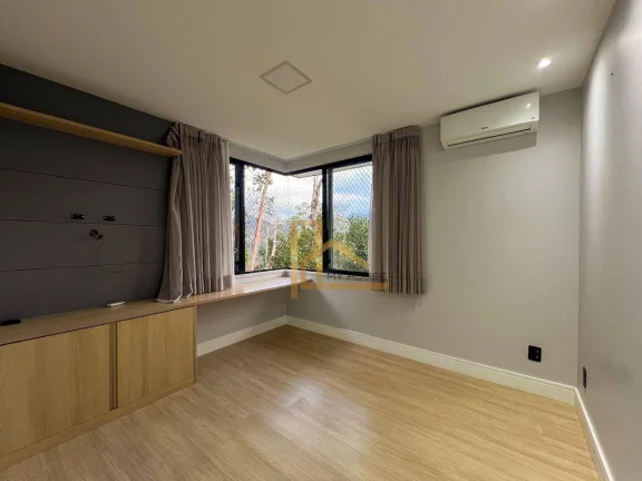 Imagem Casa com 3 Suítes em Condomínio Exclusivo – Conforto e Lazer Completo - 15 minutos do centro de Teresópolis