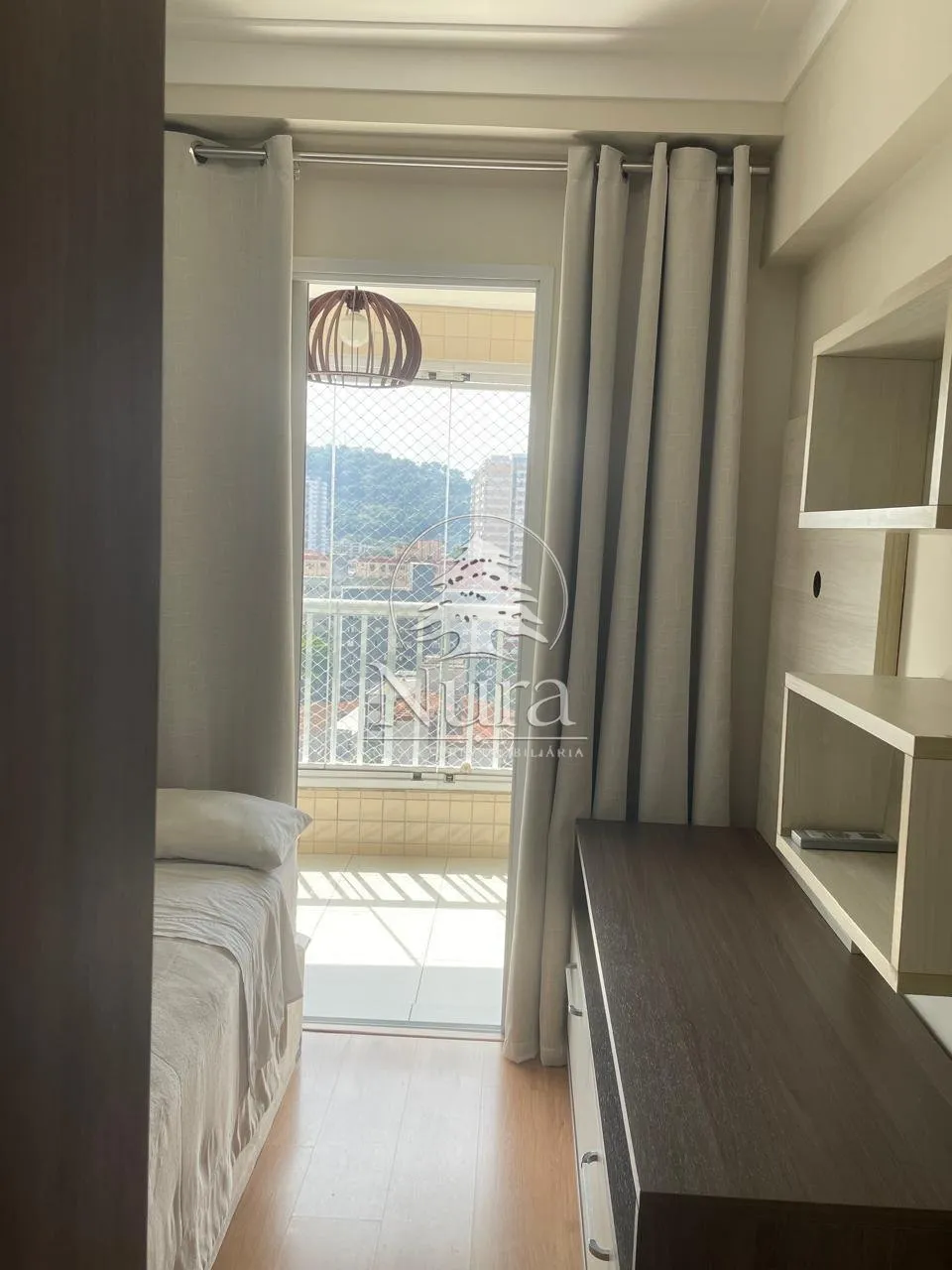 Imagem Apartamento de 3 quartos, 92m² no bairro Encruzilhada, em Santos