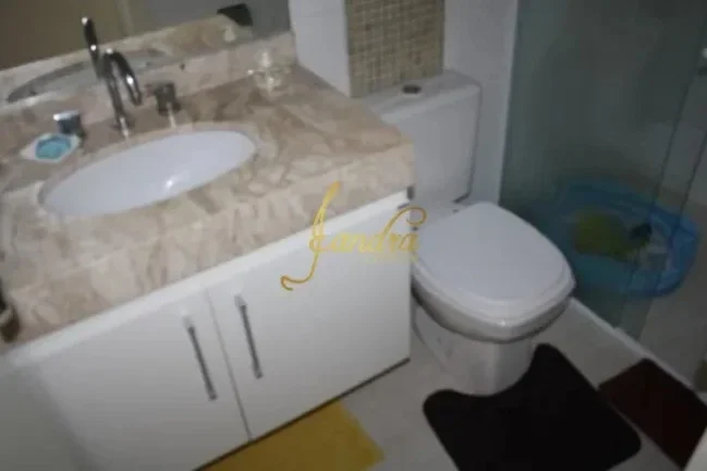 Imagem Apartamento de frente para a praça, com 3 dormitórios e com 2 box
