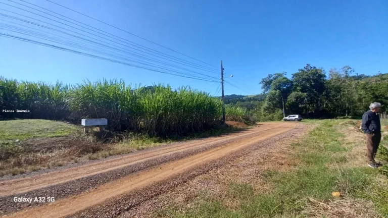 Imagem Terreno para Venda em Concórdia, Flamengo