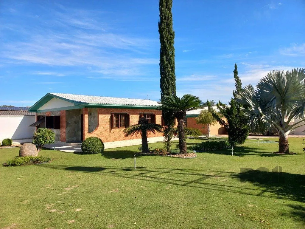 Imagem Casa 161m² - 2 dormitórios, 4 vagas no bairro Santo Onofre em Viamão