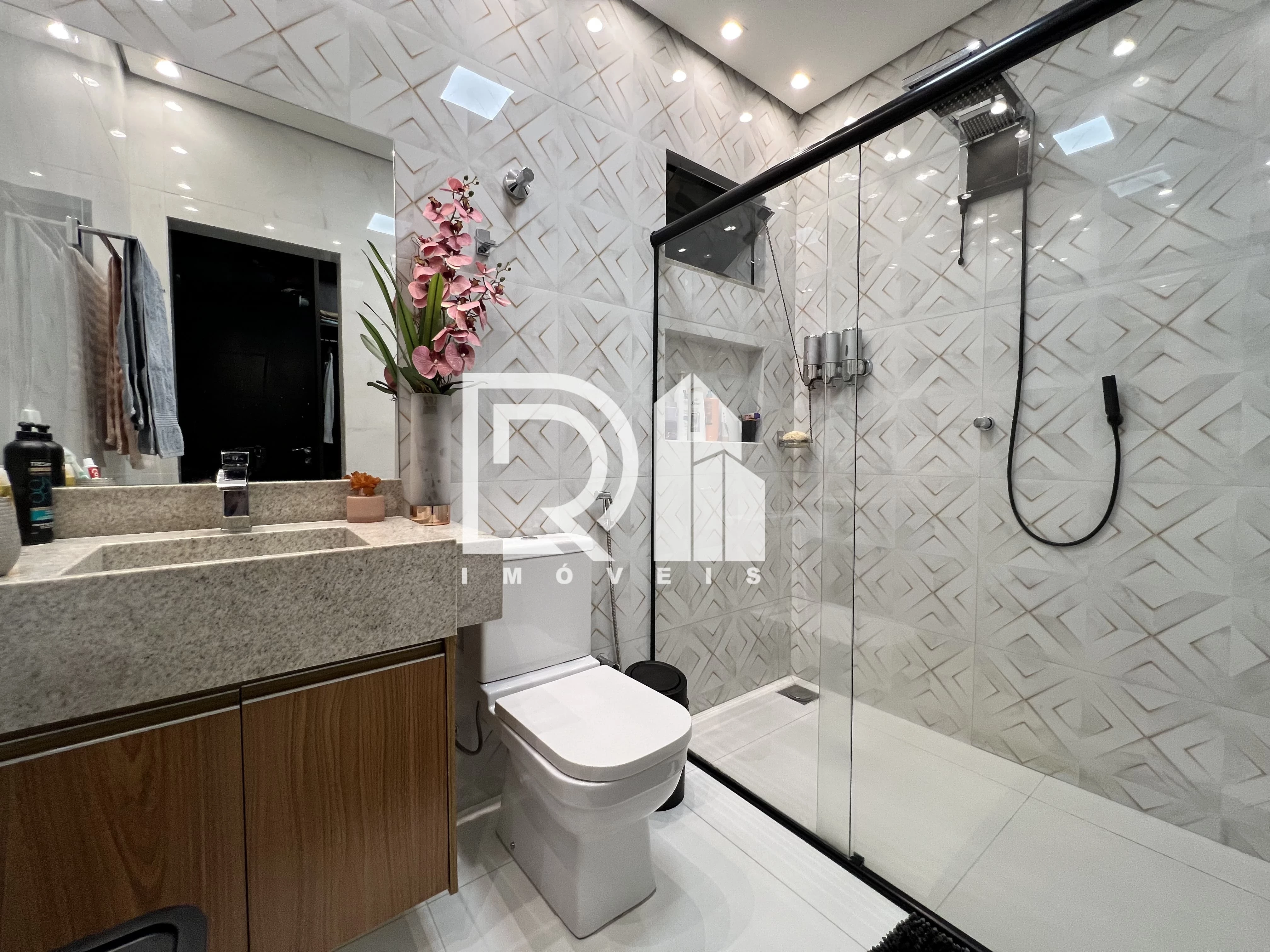 Imagem Casa com 3 Quartos à Venda, 380 m² em Guará II - Brasília
