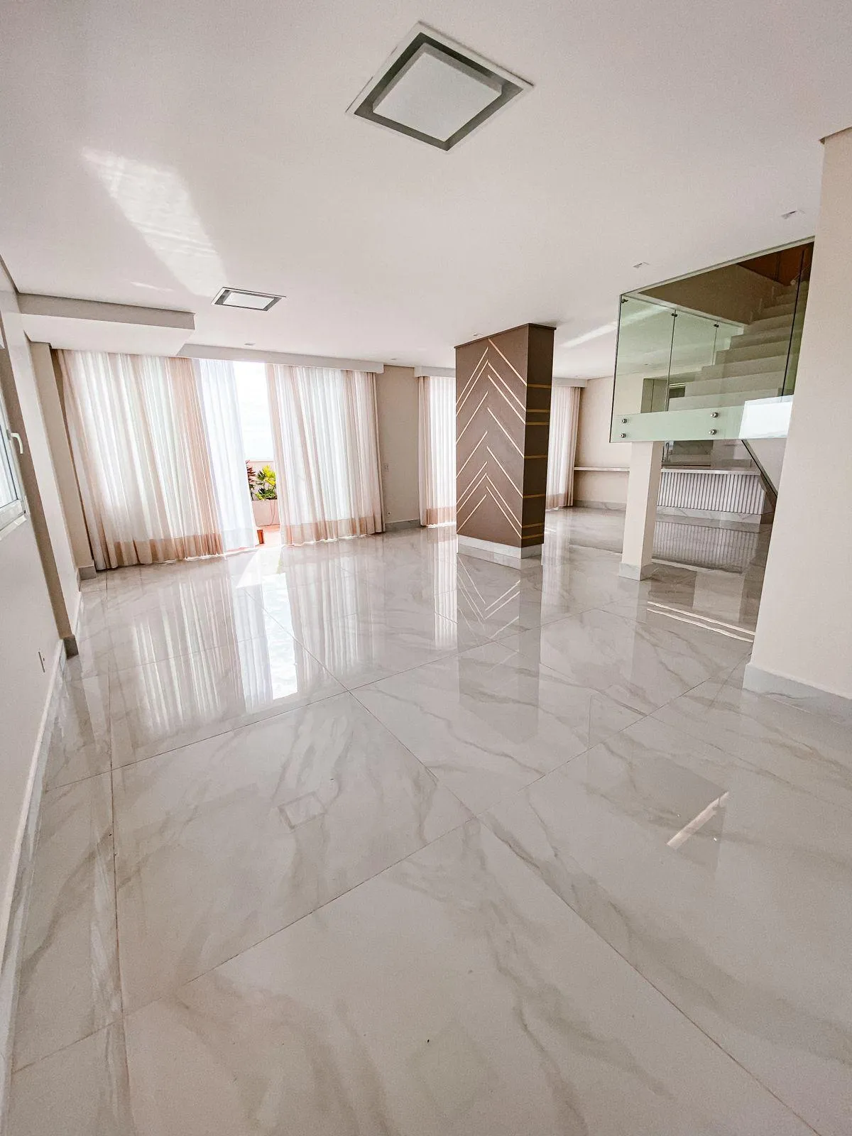 Imagem Cobertura à venda em Franca, Vila Santos Dumont, com 5 quartos, 280m2