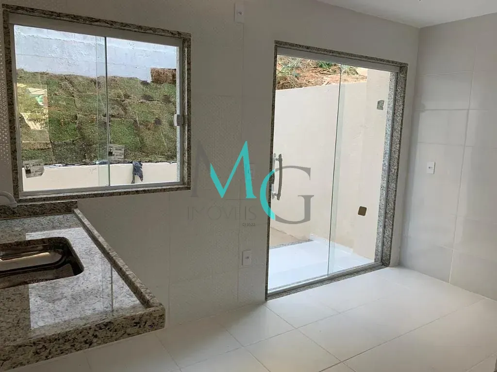 Imagem Casa com 2 dormitórios à venda, 90 m² por R$ 270.000,00 - Campo Grande - Rio de Janeiro/RJ