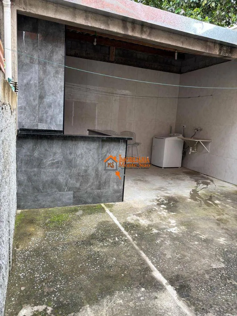 Imagem Sobrado com 3 dormitórios à venda, 140 m² por R$ 330.000,00 - Parque Residencial Bambi - Guarulhos/SP