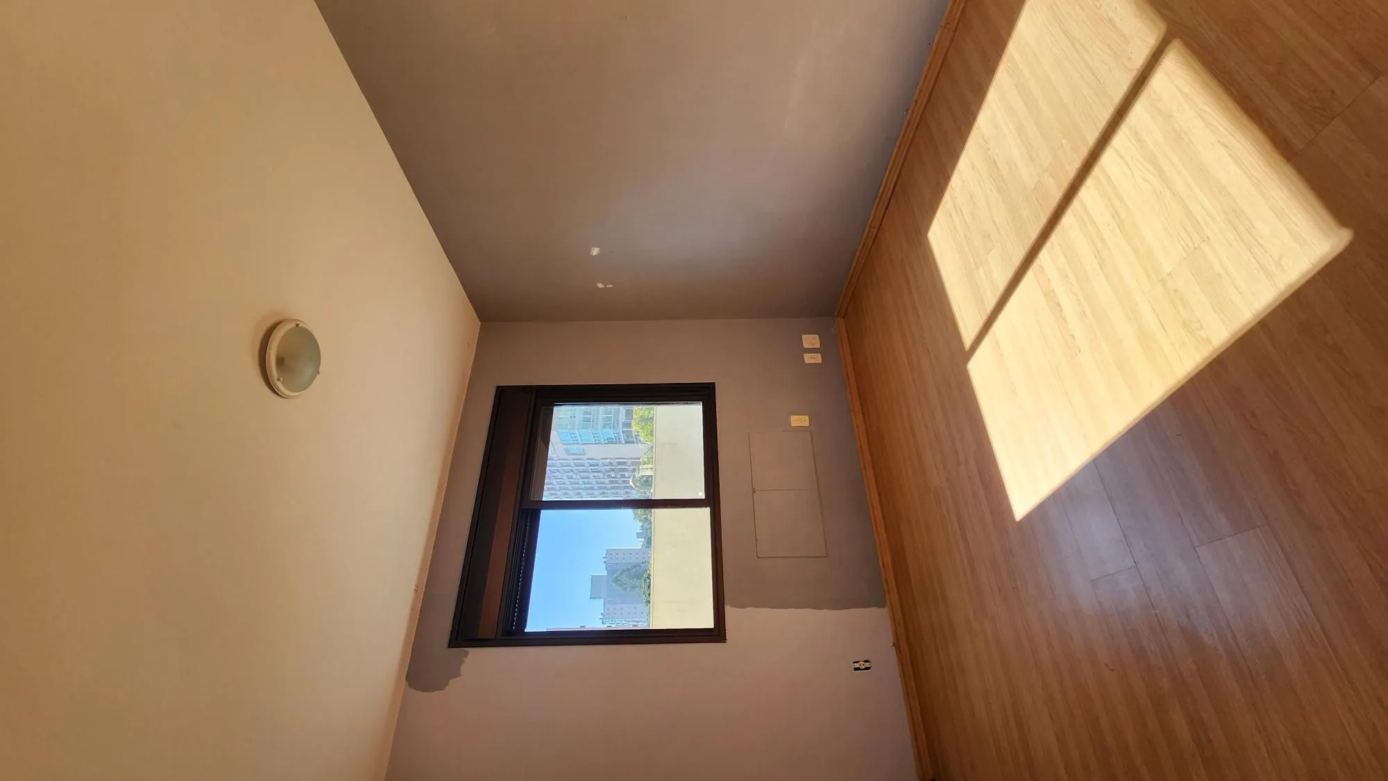 Imagem Apartamento de 103m² com 3 dormitórios, 1 suíte e 2 Vagas no Bairro Petrópolis