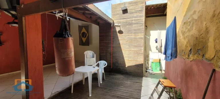 Imagem Casa de 3 quartos e 2 vagas de garagem no Cidade Nova