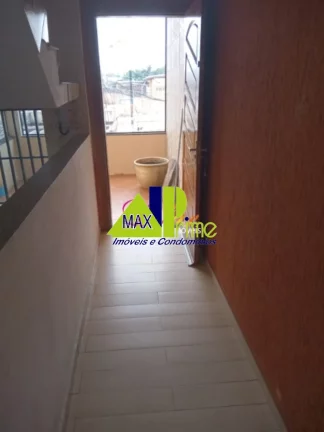 Imagem Imperdível! Casa à venda em São Paulo-SP, no Jardim Laone, com 3 quartos, 2 suítes, 2 salas, 4 banheiros, 4 vagas de garagem, 557m².
