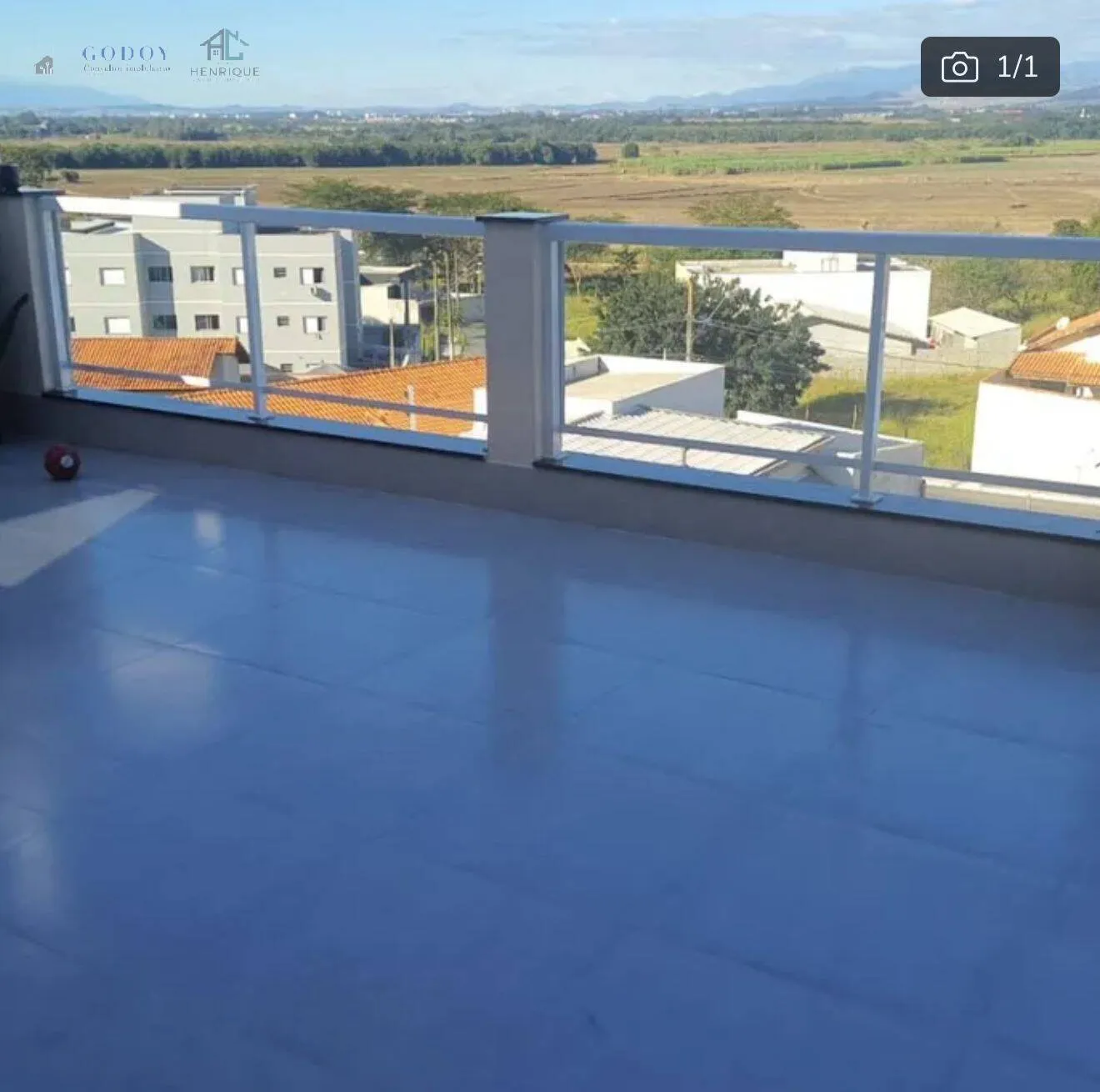Imagem Casa Térrea com 3 Quartos no Village Santana/Coopemi - 140m² | 3 Vagas