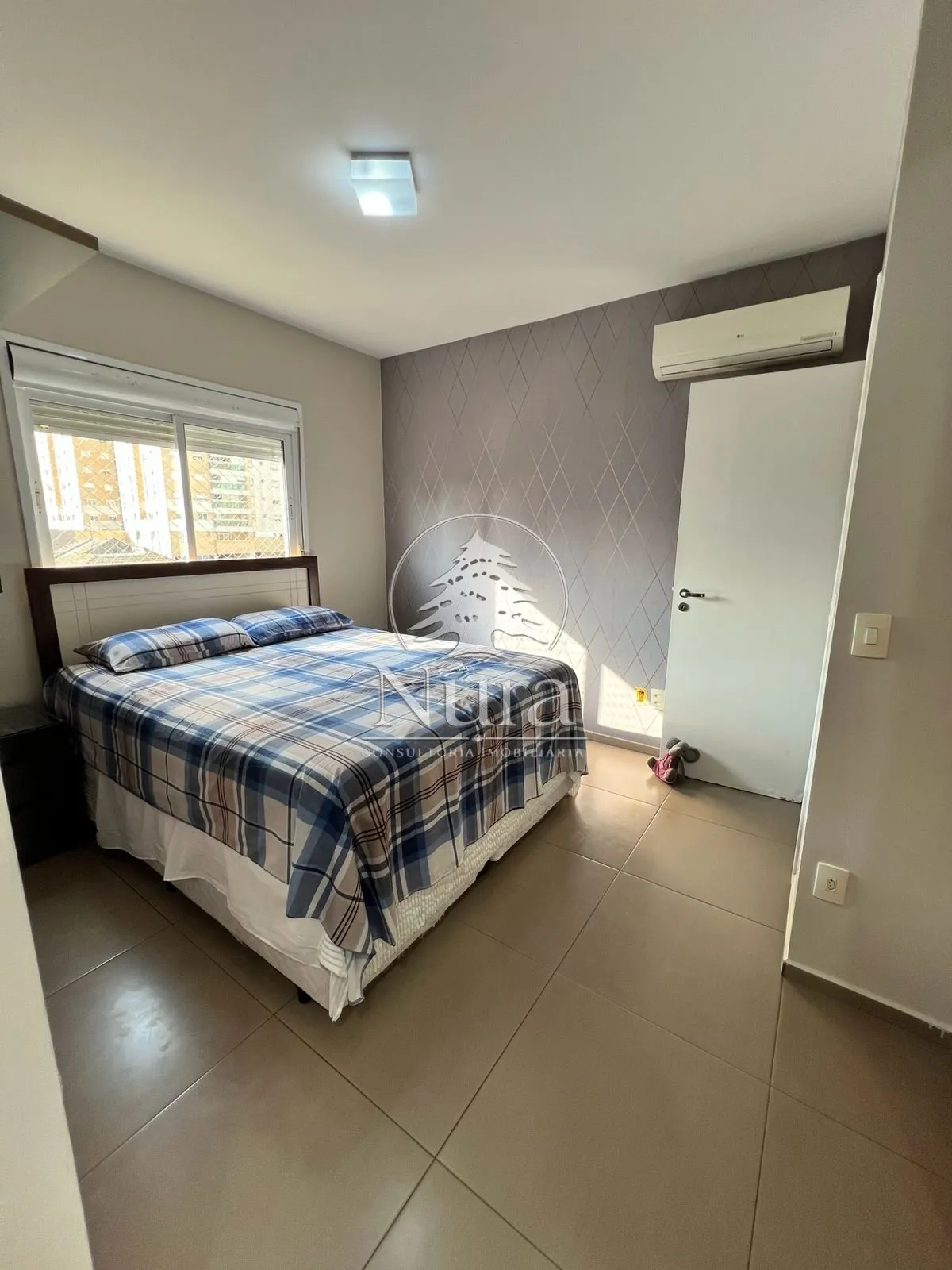 Imagem Apartamento de 3 quartos, 111m² no bairro Ponta da Praia, em Santos