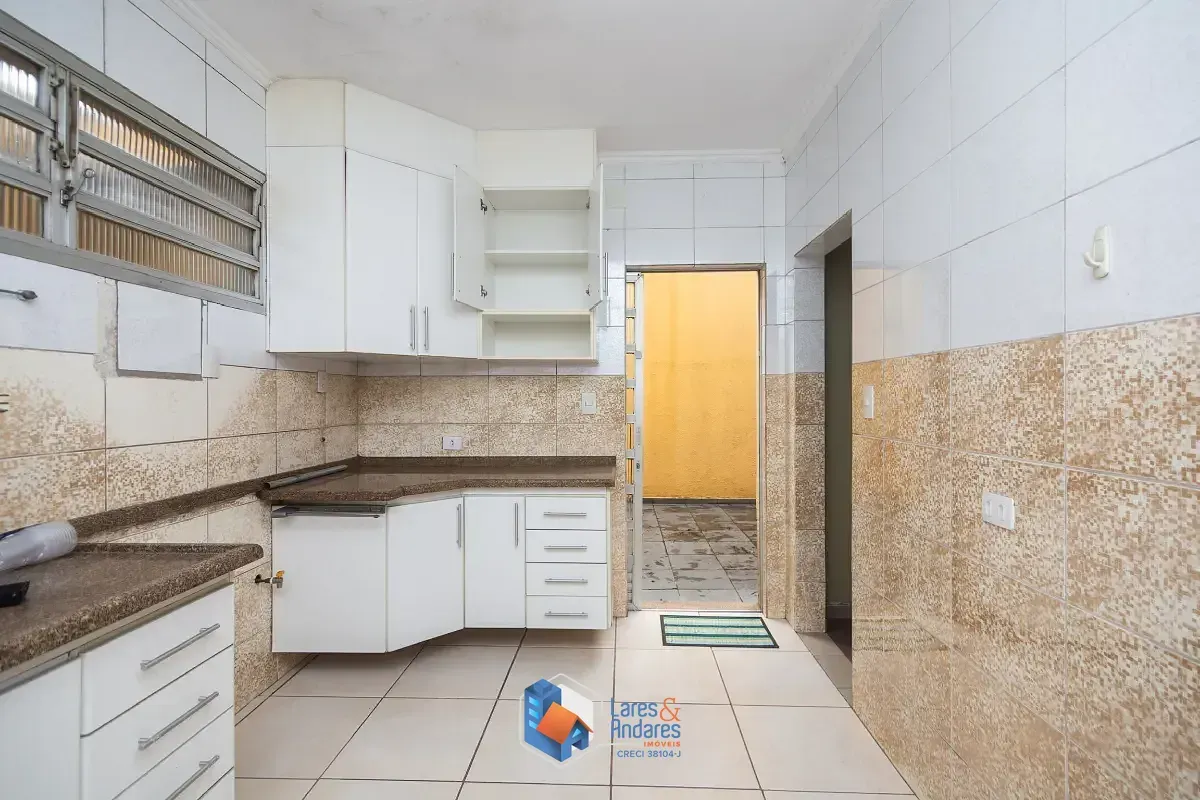 Imagem Casa para venda em Planalto Paulista com 4 quartos, sendo 2 suítes, 290m²