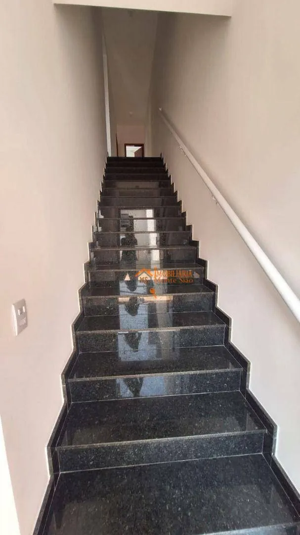 Imagem Sobrado com 3 dormitórios à venda, 130 m² por R$ 750.000,00 - Jardim Cumbica - Guarulhos/SP