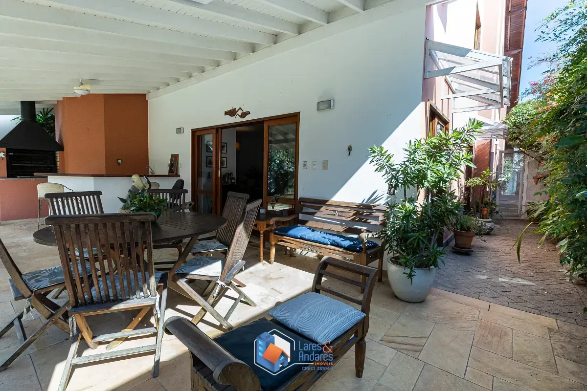 Imagem Casa para venda em Alto da Lapa com 4 quartos, sendo 3 suítes, 400m²