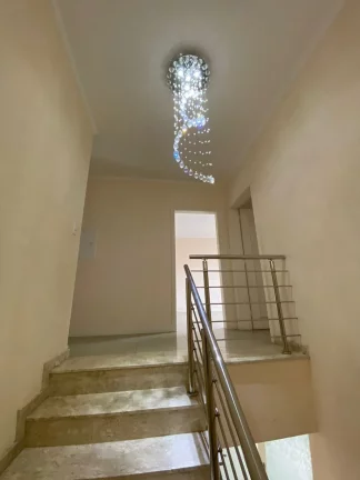 Imagem Casa para venda no bairro Chácara das Pedras em Porto Alegre
