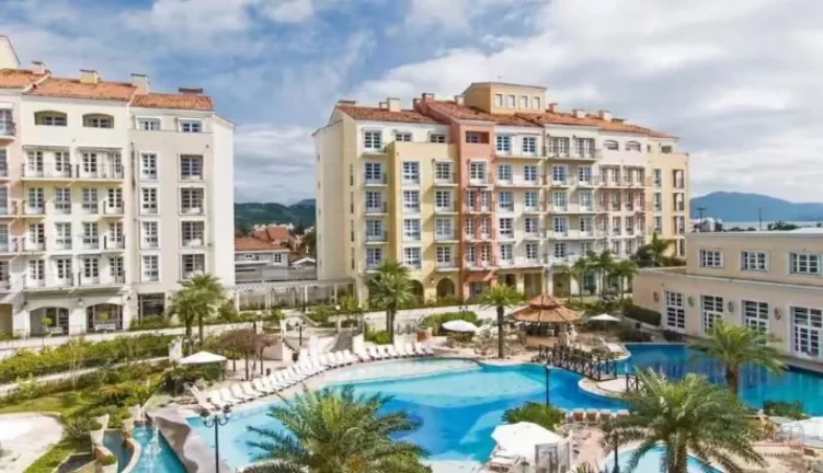 Imagem Viva a experiência de um resort 5 estrelas no coração de Jurerê Internacional - Conforto, sofist...