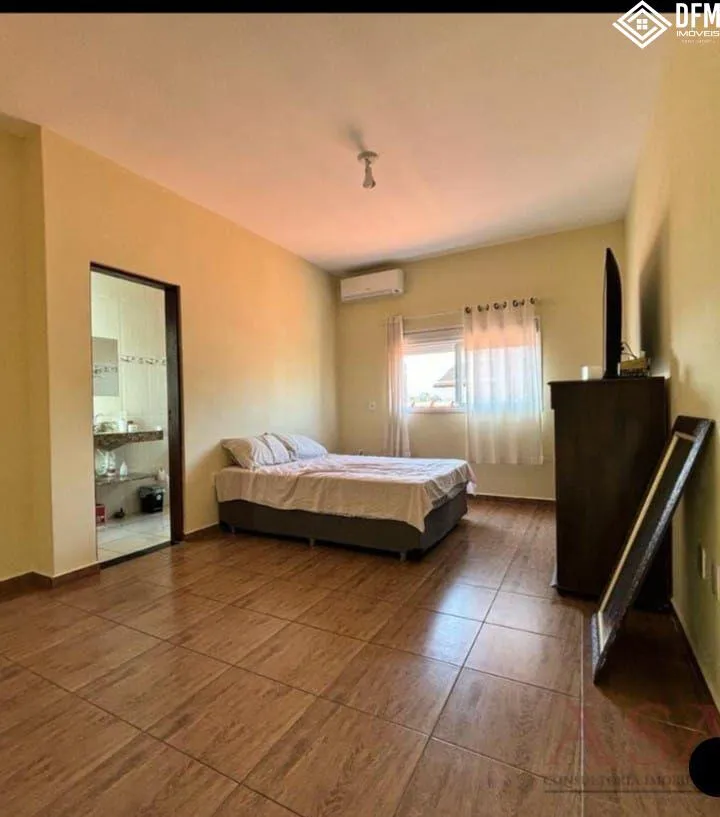 Imagem Sobrado com 3 Dormitorio(s) localizado(a) no bairro Vila Suissa em Mogi das Cruzes / Mato Grosso do Sul Ref.:462