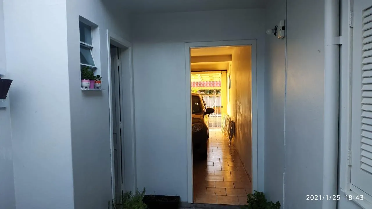 Imagem Casa para venda no bairro Guarani, Novo Hamburgo - 3 dormitórios