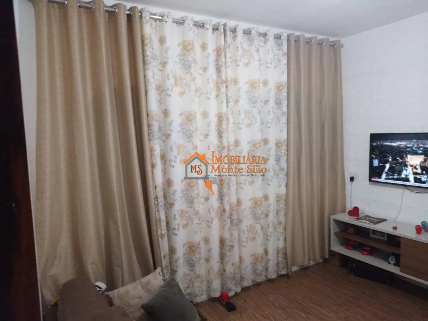 Imagem Sobrado com 3 dormitórios à venda, 220 m² por R$ 583.000,00 - Jardim Adriana - Guarulhos/SP