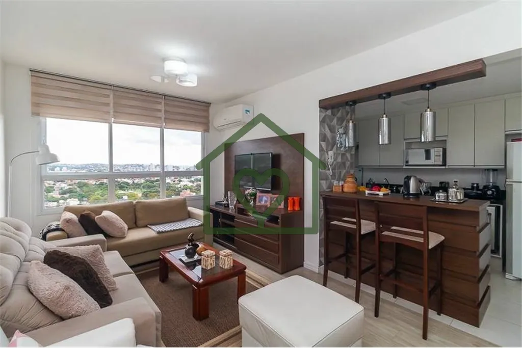 Apartamento 3 dormitórios, sendo 1 suíte; cozinha e sala integrados; 1 vaga coberta. ACEITA DAÇÃ...