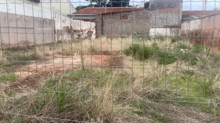Foto do imóvel Terreno a VENDA, Vila Antártica, terreno 200m² (10x20m²) em Rua Guarani