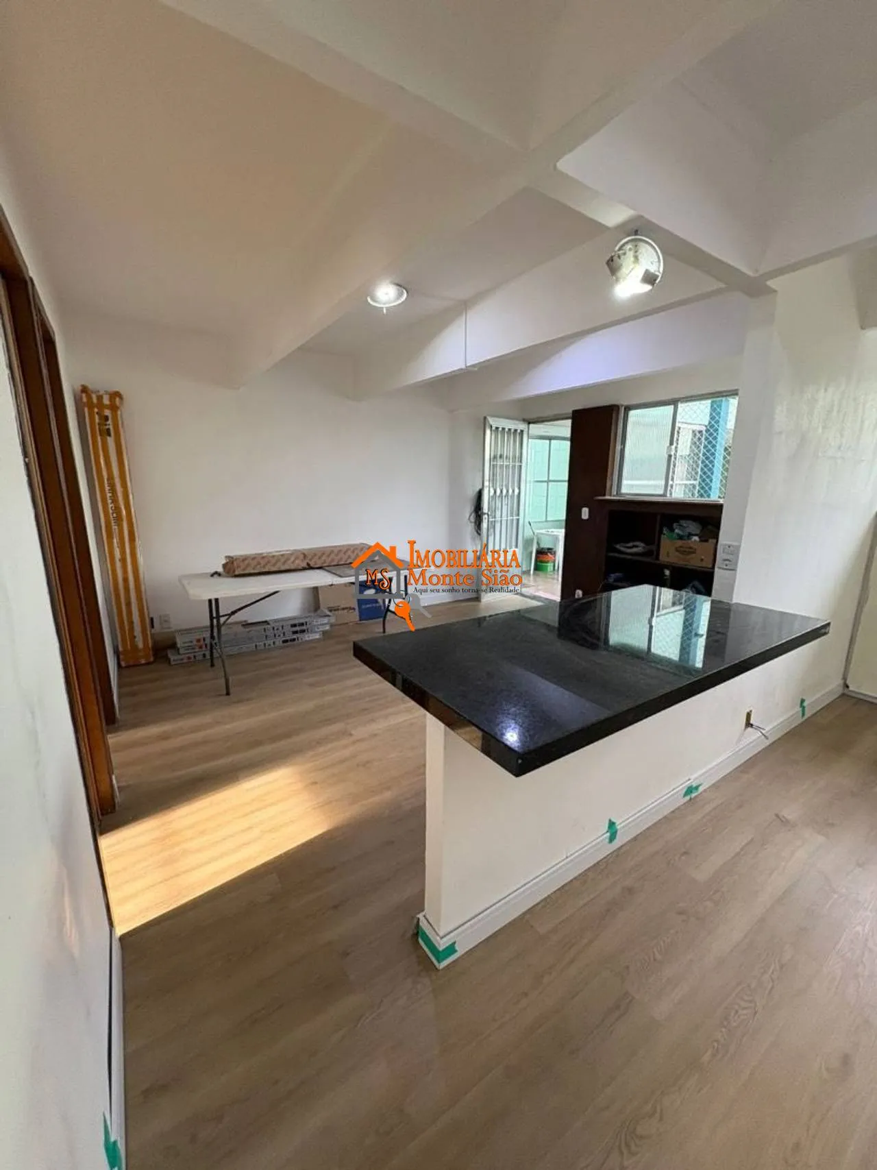 Imagem Apartamento com 3 dormitórios à venda, 63 m² por R$ 375.000,00 - Parque Cecap - Guarulhos/SP