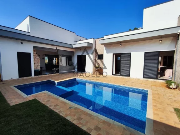 Imagem Casa Mobiliada e Pronta para Morar - Ninho Verde 1