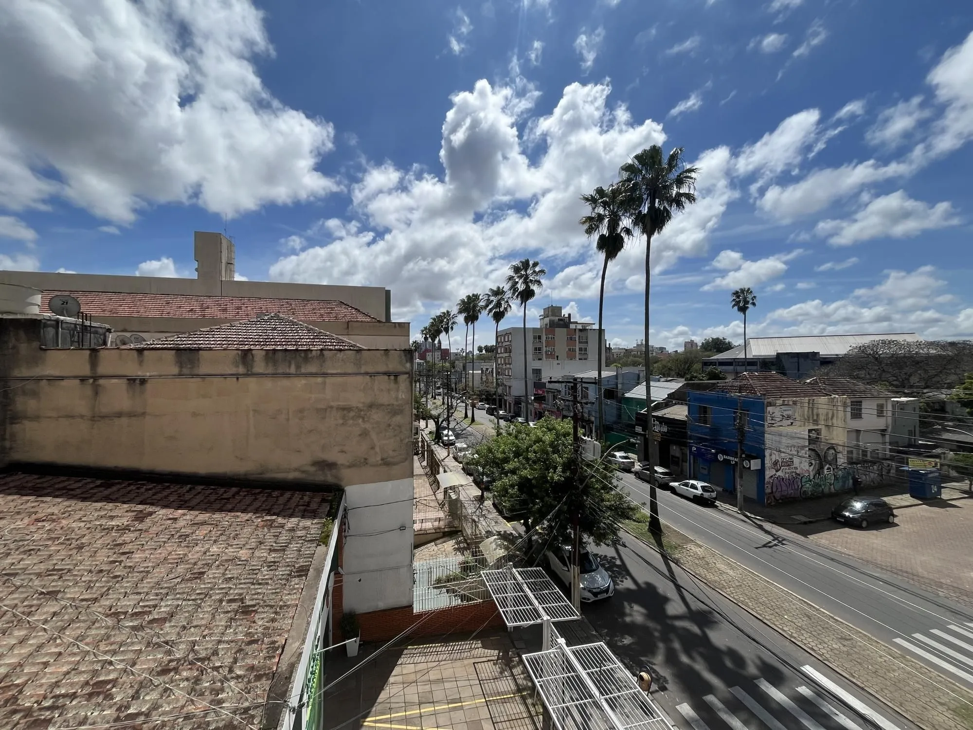 Imagem Apartamento de dois quartos, suíte e uma vaga de garagem no bairro Menino Deus