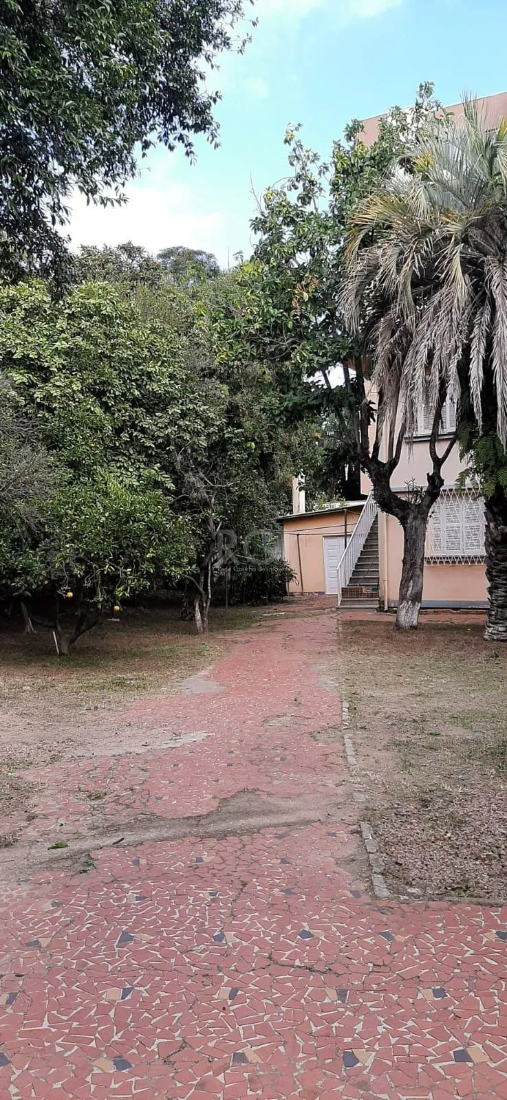 Imagem CASA EM 2 TERRENOS NO BAIRRO MEDIANEIRA