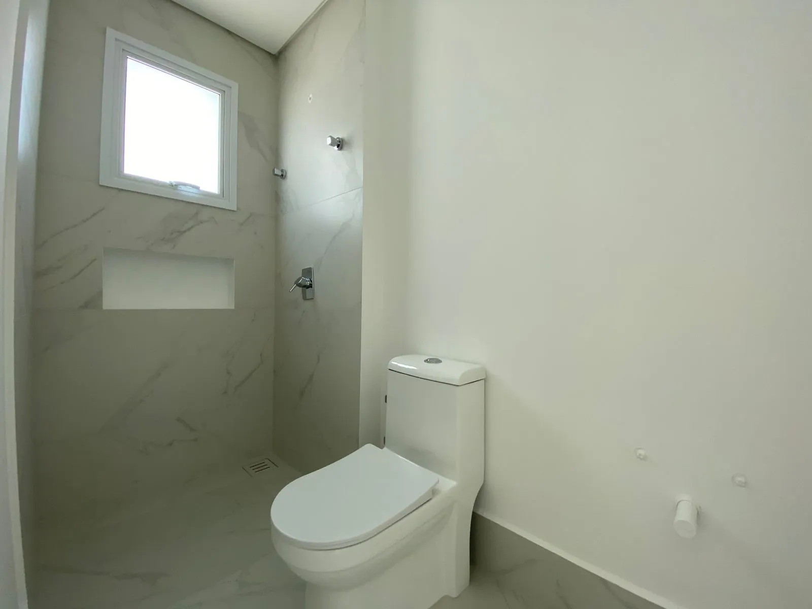 Imagem Apartamento com vista para o mar à venda com 190m2 por R$ 4.800.000,00