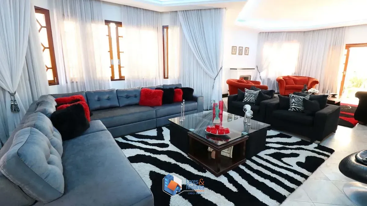 Imagem Casa no condomínio Condomínio Residencial Chácara Francesa para venda com 5 quartos, sendo 4 suítes, 444m²