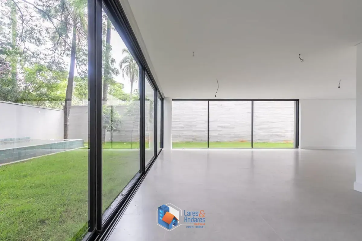 Imagem Casa em condomínio para venda em Brooklin com 3 quartos, sendo 3 suítes, 620m²