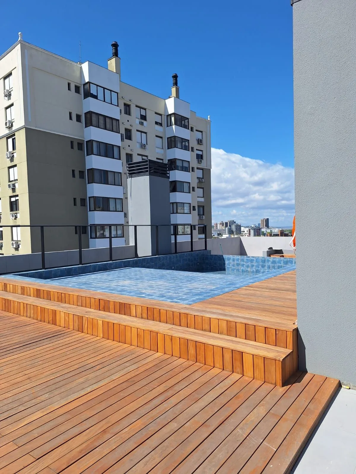 Imagem Apartamento 1D andar alto - lançamento - Cidade Baixa - Porto Alegre