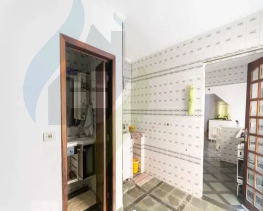 Imagem Sobrado de 3 dormitórios sendo 1 suíte, 2 salas, 3 banheiros, 2 vagas com 171m² em Rudge Ramos, São Bernardo do Campo