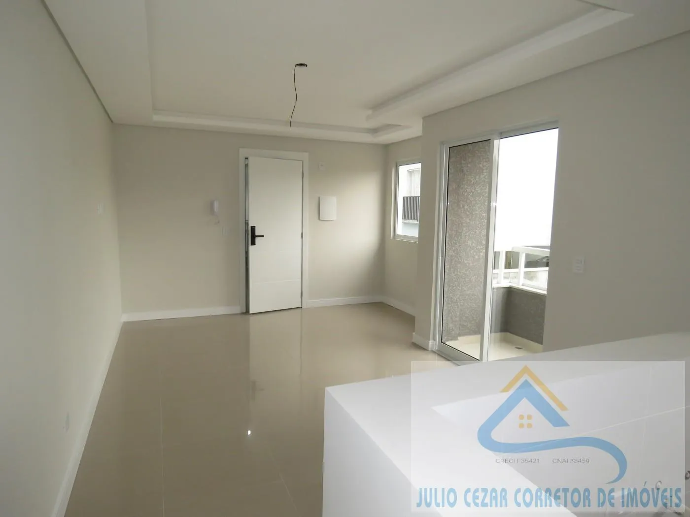 Imagem Apartamento para Venda em São José dos Pinhais, São Cristóvão, 2 dormitórios, 1 suíte, 2 banheiros, 1 vaga