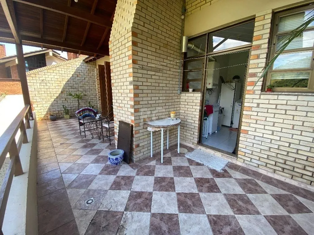 Imagem Casa Para comprar , 336 m² por R$ 1.140.000,00 - Teresópolis - Porto Alegre/RS