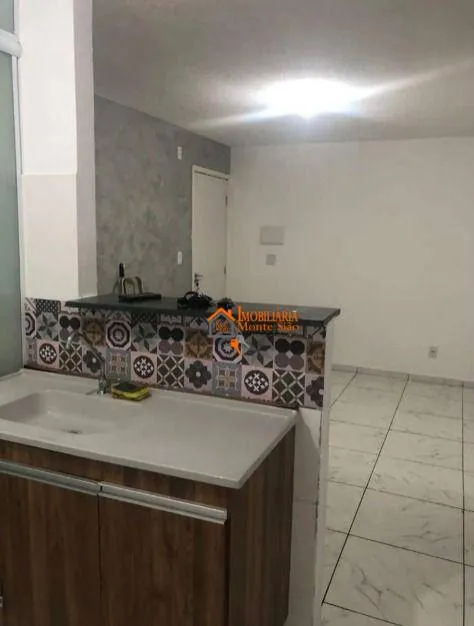 Imagem Apartamento com 2 dormitórios à venda, 52 m² por R$ 255.000,00 - Vila Alzira - Guarulhos/SP