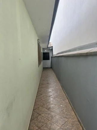 Imagem Casa com 1 dormitório para alugar, 35 m² por R$ 1.042,00/mês - Cidade São Jorge - Santo André/SP