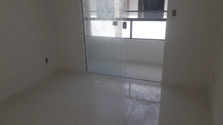 Imagem Casa de Condomínio com 2 Quartos à Venda, 77 m² em Ponta Negra - Natal