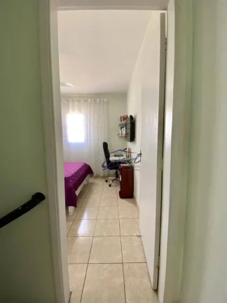 Imagem Casa Charmosa em Rua Tranquila