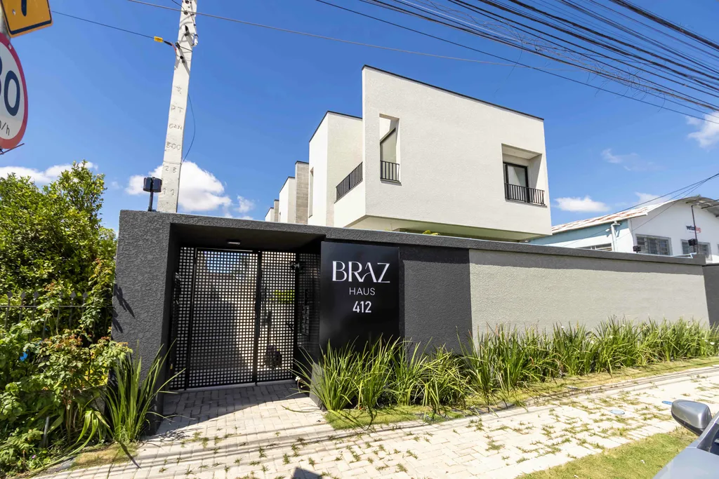 Imagem CASA RESIDENCIAL em Curitiba - PR, São Braz