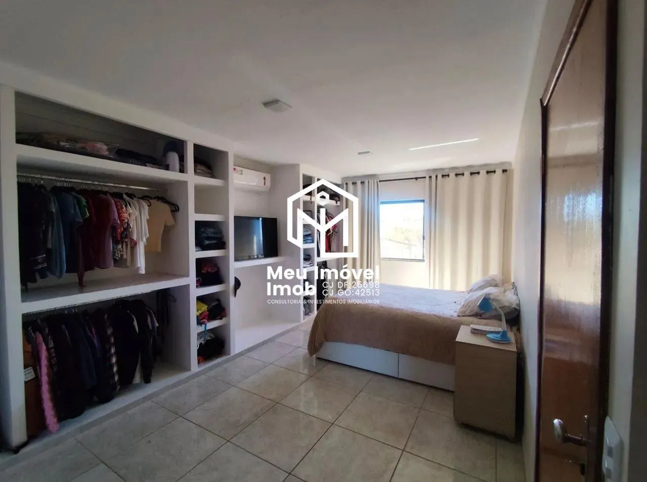 Imagem Casa 3 Quartos 1 Suíte 200m² 4 Vagas Águas Claras/DF