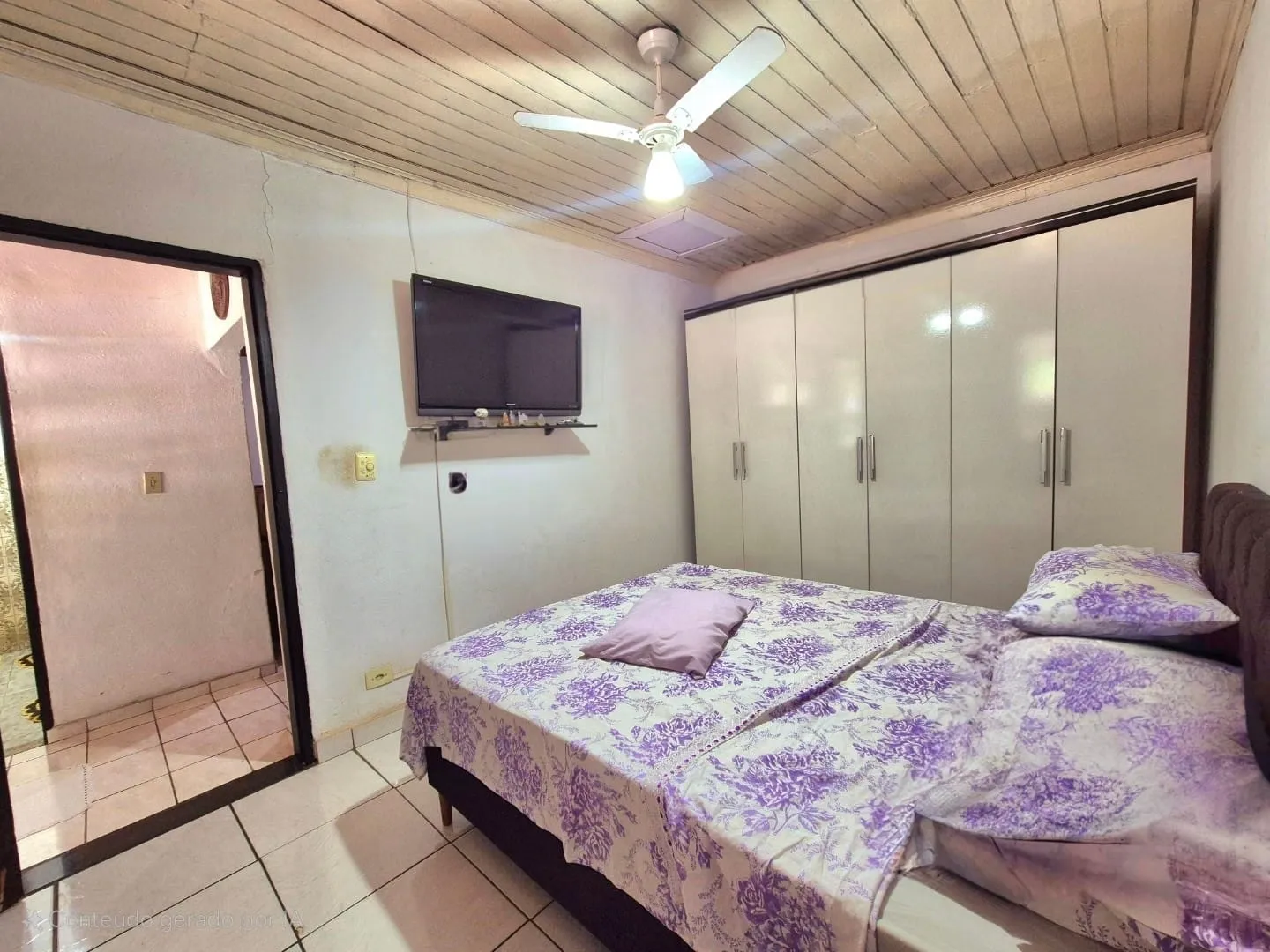Imagem Casa Térrea na Região Central de Roseira com Espaço Comercial, Quintal Amplo, Piscina e Churrasqueira à Venda