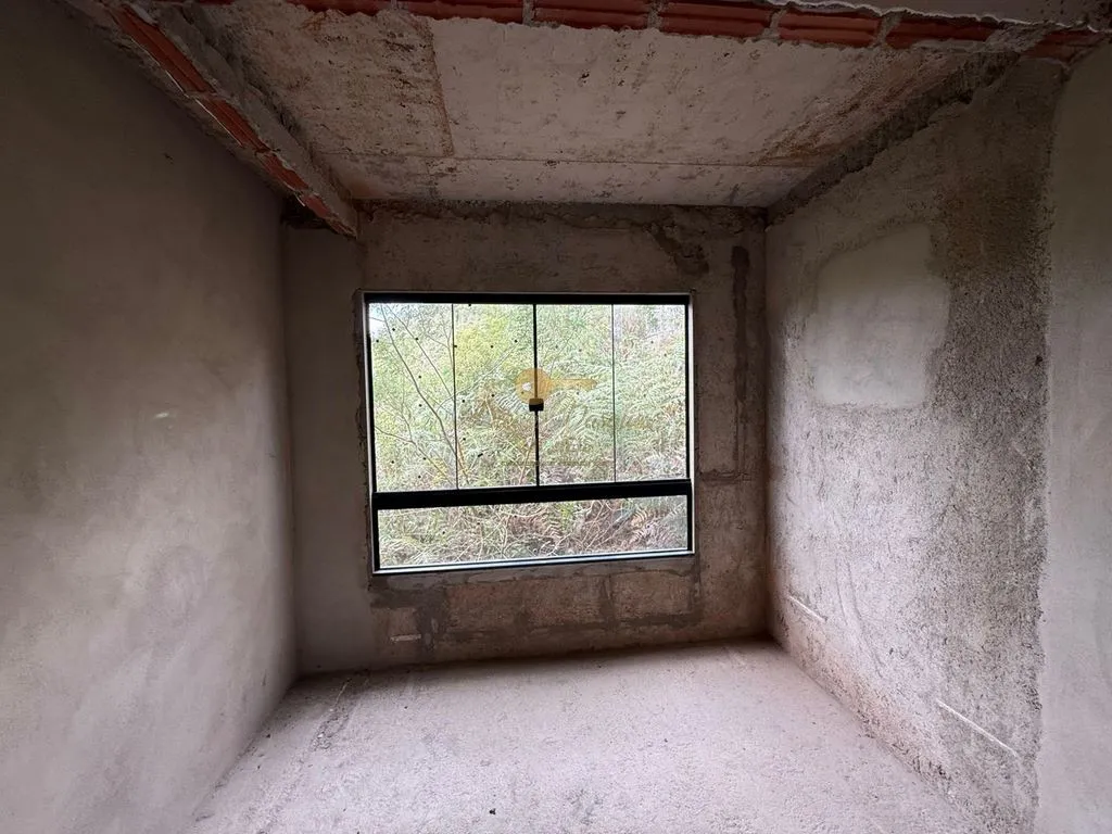 Imagem Casa em Condomínio para Venda em Teresópolis / no bairro Albuquerque