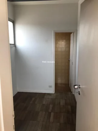 Imagem Apartamento de Alto padrão com 3 suítes no Brooklin Paulista, com 3 vagas de garagem e 325m²