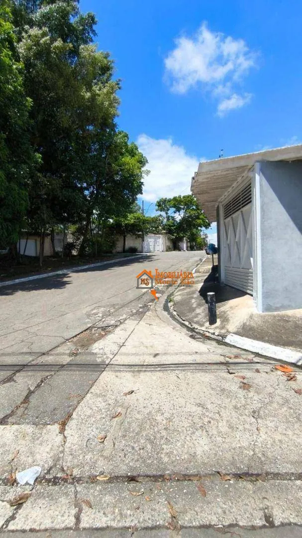 Imagem Sobrado com 3 dormitórios à venda, 186 m² por R$ 700.000,00 - Jardim Presidente Dutra - Guarulhos/SP