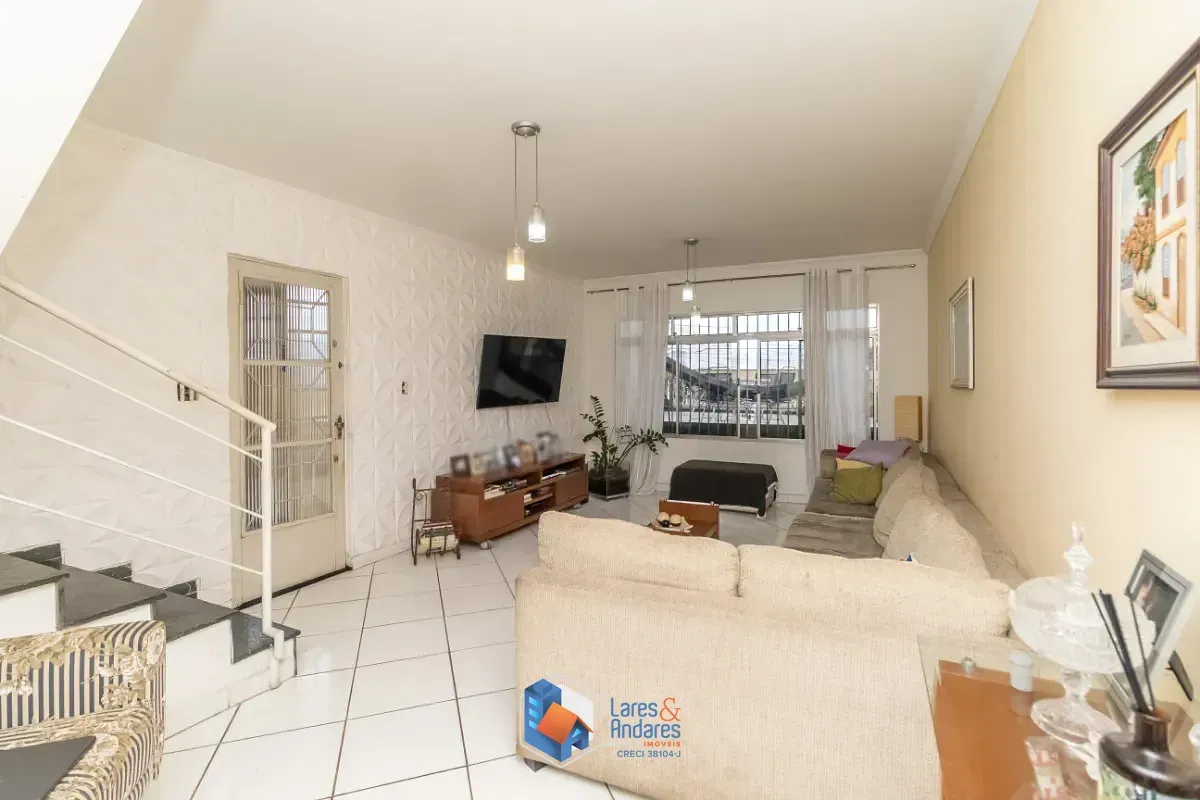Imagem Sobrado para venda em Jardim Líbano com 3 quartos, sendo 1 suíte, 161m²