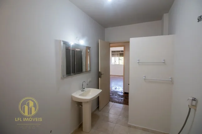 Imagem Apartamento de 153 m² na Av. São Gabriel: Oportunidade Única para Reforma no Itaim Bibi